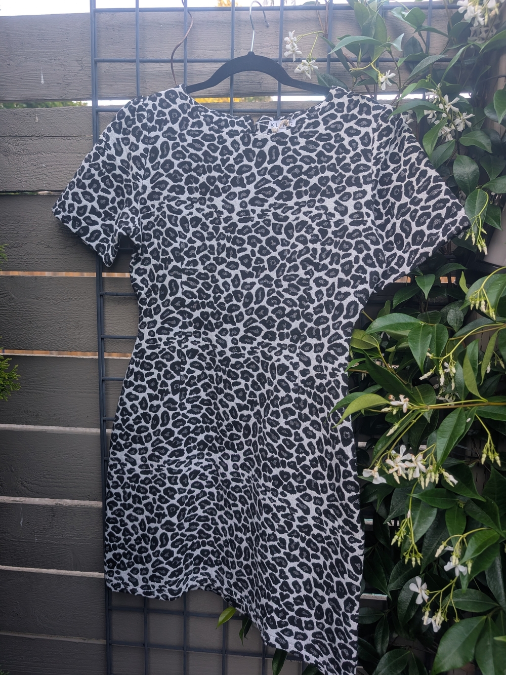 Kling Black & White Leopard Print Short Sleeve Dress